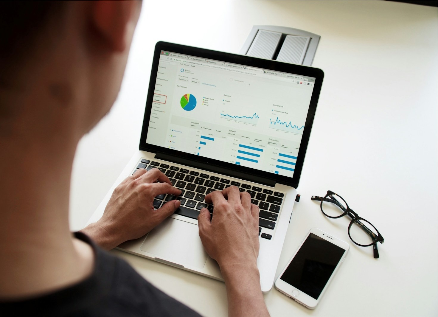 Estratégias para fortalecer a identidade visual corporativa